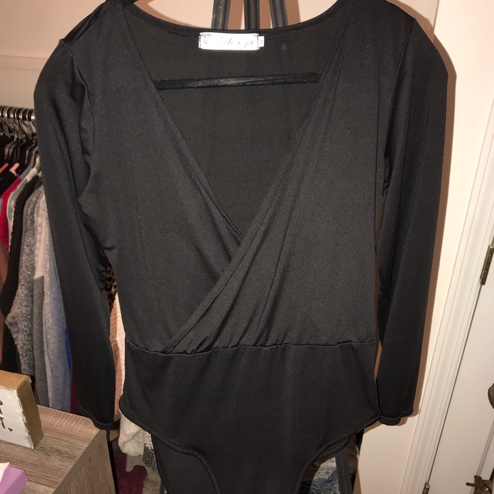 Long sleeve black bodysuit